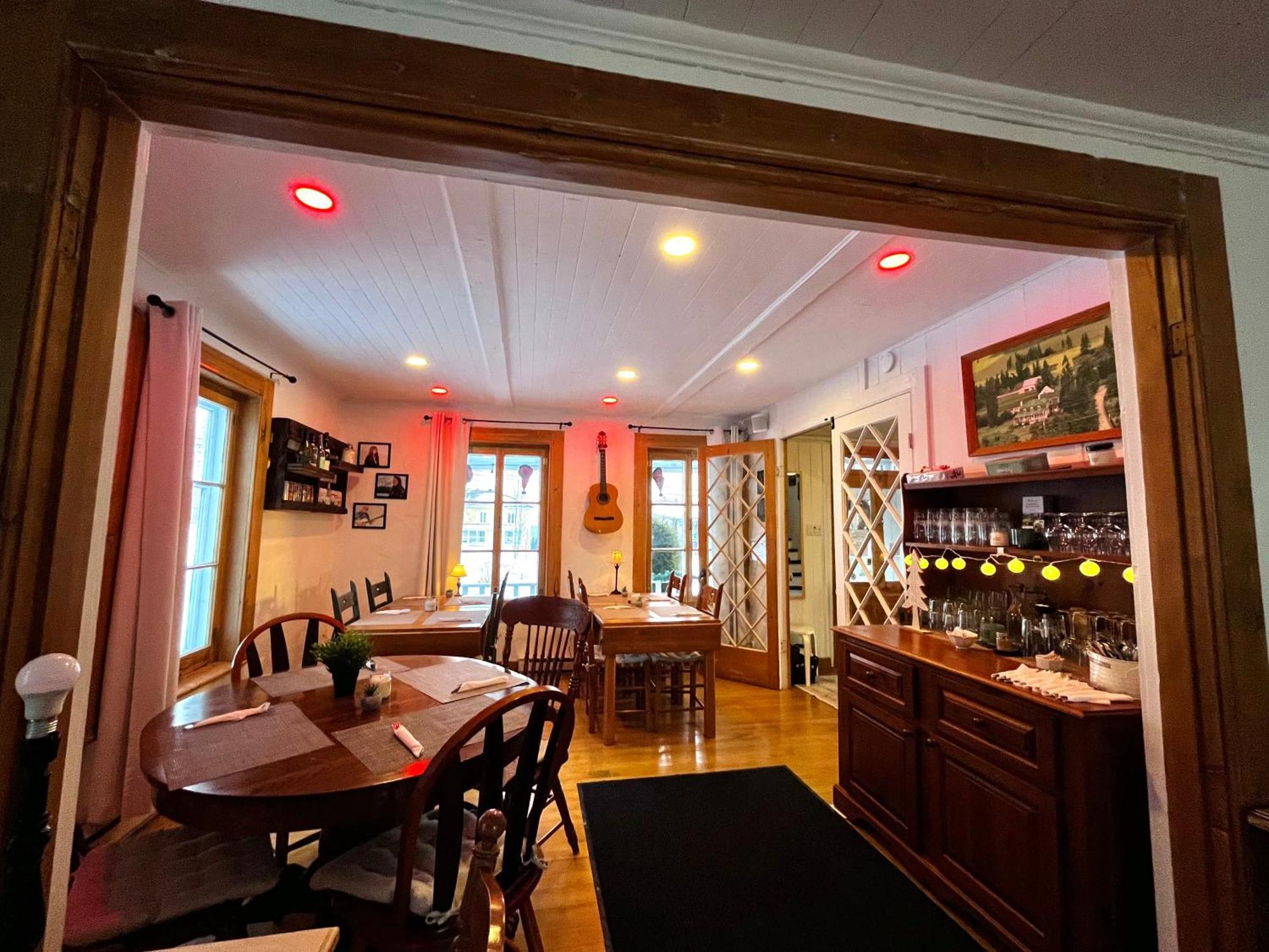 Auberge Musicale Pour Un Instant La Malbaie Exterior photo